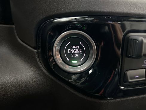 Used 2023 Chevrolet Silverado 1500 LTZ w/ Technology Package image 16