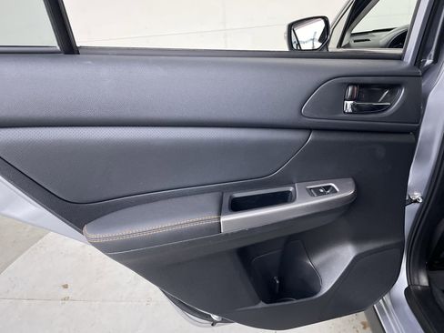 Used 2017 Subaru Crosstrek 2.0i Limited image 21