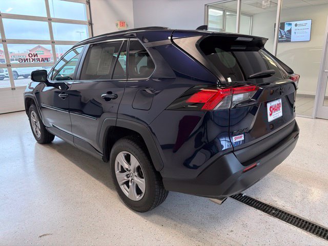Used 2022 Toyota RAV4 XLE w/ Convenience Package AWD/4WD image 6