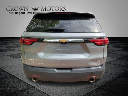 Used 2023 Chevrolet Traverse LT w/ LT Premium Package AWD/4WD image 11