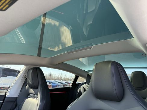 Used 2024 Tesla Model 3 Performance image 22