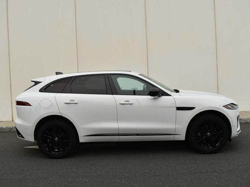 Used 2024 Jaguar F-PACE R-Dynamic S AWD/4WD image 4