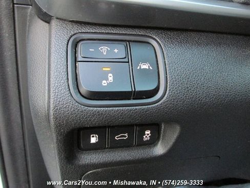 Used 2019 Kia Optima LX image 16