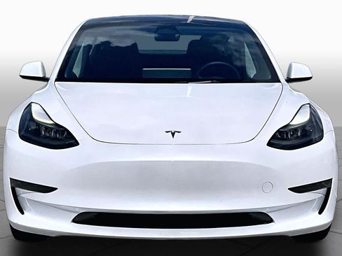 Used 2023 Tesla Model 3 Standard Range RWD image 3