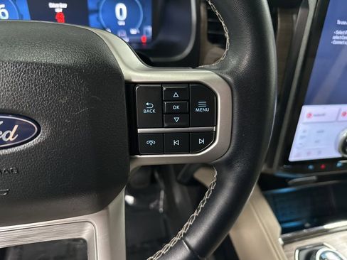 Used 2024 Ford Expedition Limited image 15