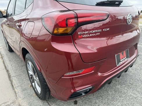 Used 2023 Buick Encore GX Select w/ Sport Touring Package image 11