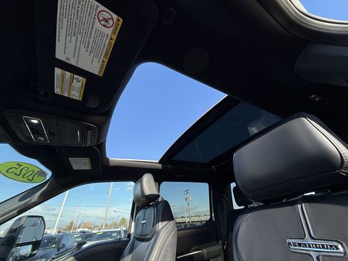 Used 2025 Ford F450 Platinum image 15