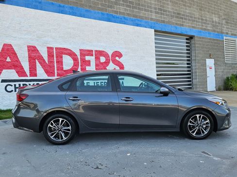 Used 2024 Kia Forte LXS FWD image 8