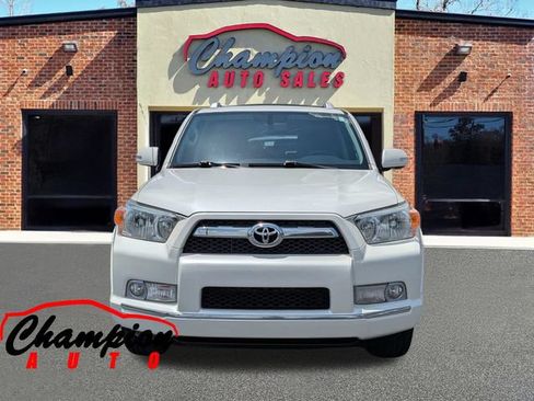 Used 2013 Toyota 4Runner Limited RWD image 10