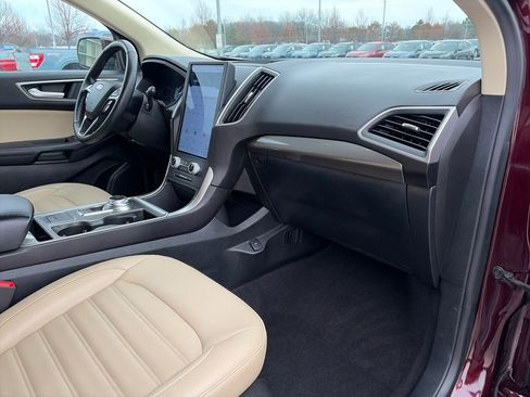 Used 2023 Ford Edge SEL w/ Convenience Package image 10