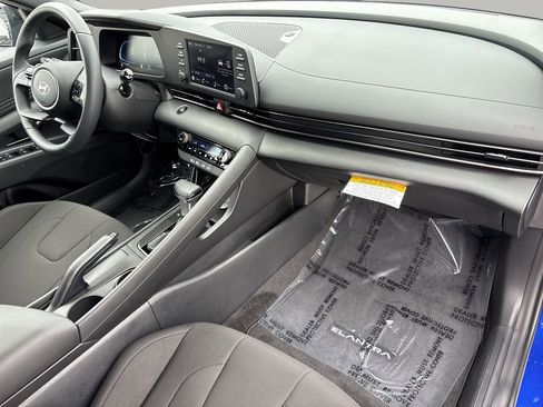 Used 2026 Hyundai Elantra Sport FWD image 10