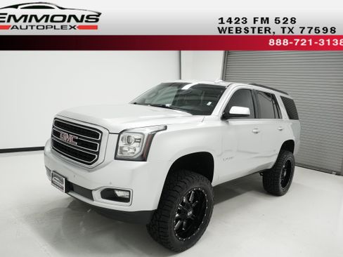 Used 2019 GMC Yukon SLE AWD/4WD image 1