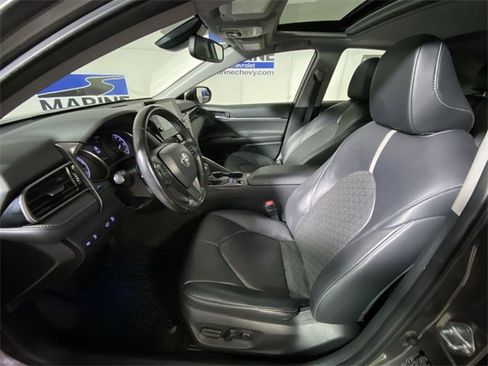 Used 2021 Toyota Camry XSE image 25