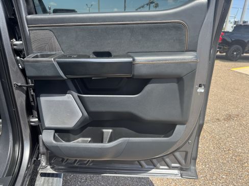 Used 2022 Ford F150 Platinum w/ Equipment Group 701A High AWD/4WD image 28