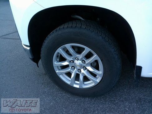 Used 2019 Chevrolet Silverado 1500 LT w/ All-Star Edition image 9