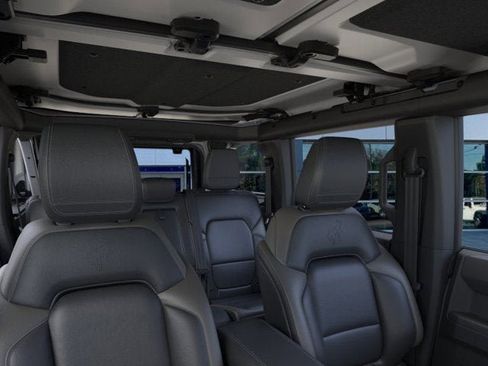 New 2026 Ford Bronco Outer Banks AWD/4WD image 12