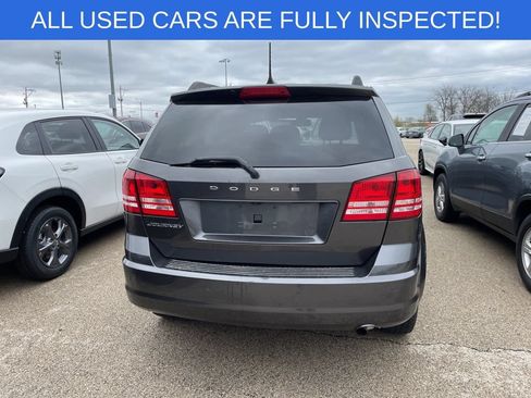 Used 2020 Dodge Journey SE w/ SE Popular Equipment Group FWD image 3