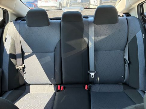 Used 2025 Nissan Versa SV FWD image 36