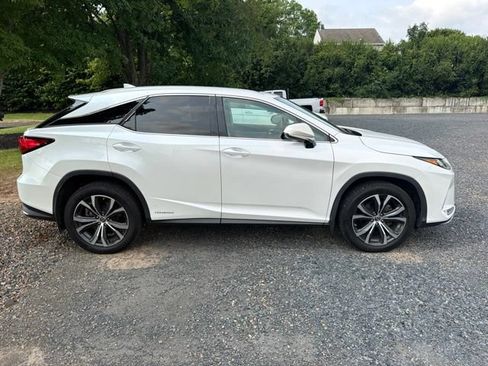 Used 2022 Lexus RX 450h AWD w/ Premium Package image 2