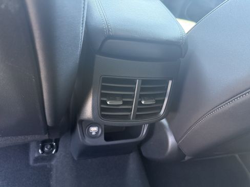 Used 2023 Kia Seltos SX AWD/4WD image 17