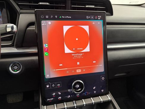 Used 2026 GMC Terrain Elevation image 22