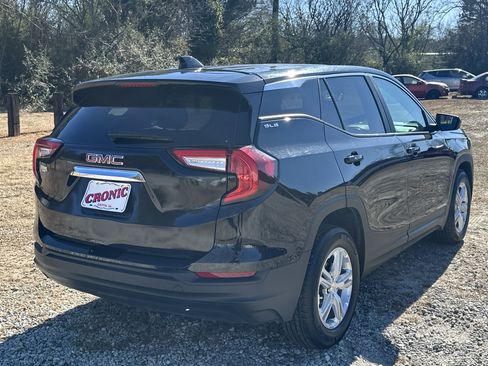 Used 2024 GMC Terrain SLE image 5