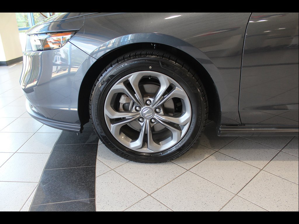 Certified 2024 Honda Accord EX image 9