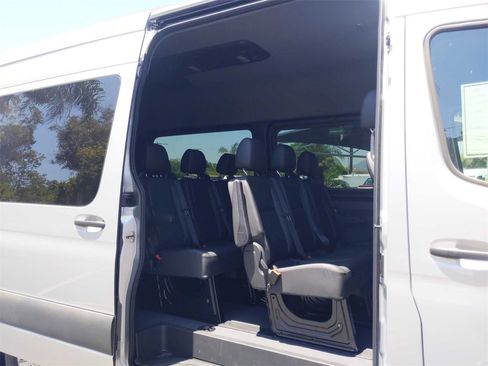 New 2024 Mercedes-Benz Sprinter 2500 image 7