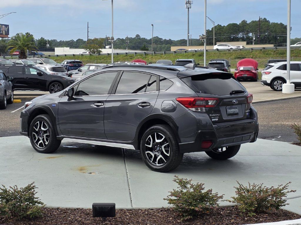Used 2020 Subaru Crosstrek Hybrid w/ Moonroof Package w/Navigation AWD/4WD image 4
