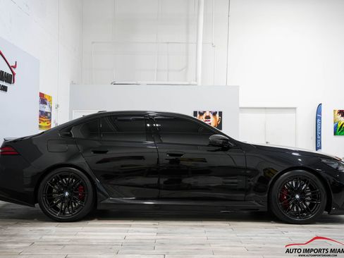 Used 2026 BMW M5 w/ Carbon Package image 33
