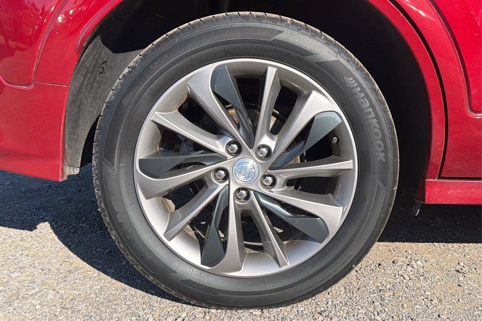 Used 2021 Buick Encore GX Select w/ Sport Touring Package AWD/4WD image 27