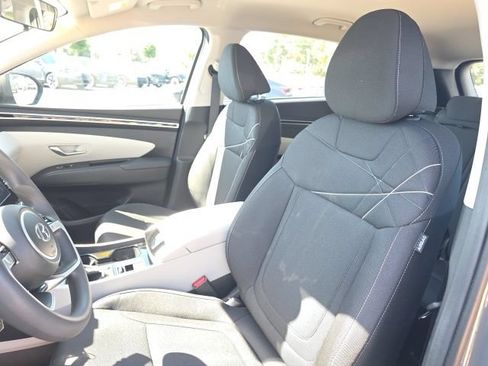 Certified 2024 Hyundai Tucson SE FWD image 5