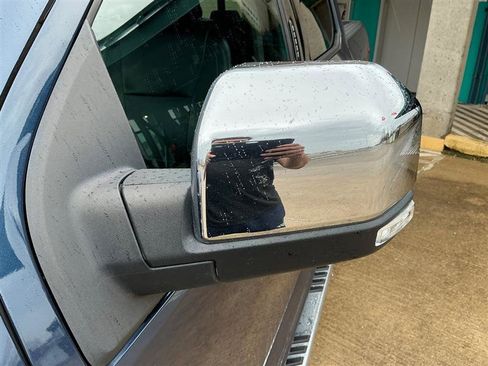 Used 2015 Ford F150 Lariat image 13