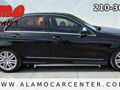 Used 2008 Mercedes-Benz C 300 Sedan image 6