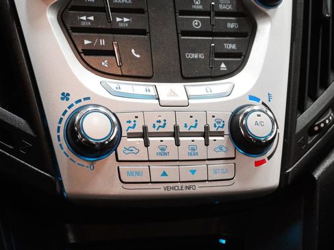 Used 2015 Chevrolet Equinox LT w/ Driver Convenience Package image 25