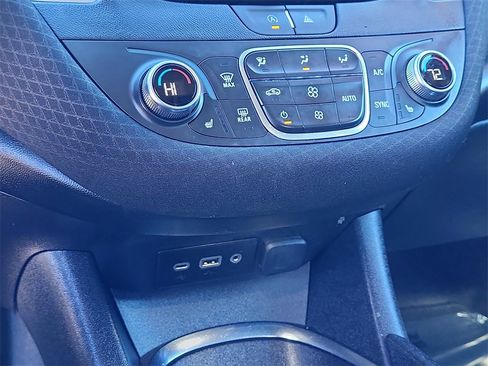 Certified 2024 Chevrolet Malibu LT image 25