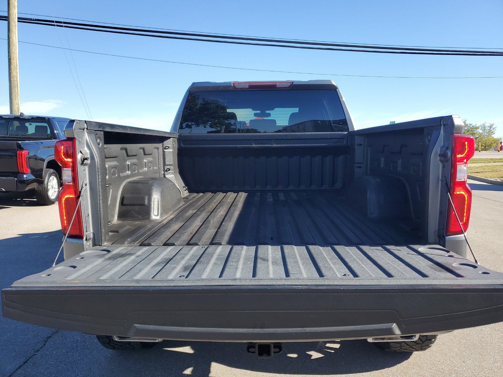Used 2021 Chevrolet Silverado 1500 RST w/ Z71 Off-Road Package AWD/4WD image 7