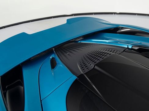Used 2024 McLaren 750S Spider RWD image 47