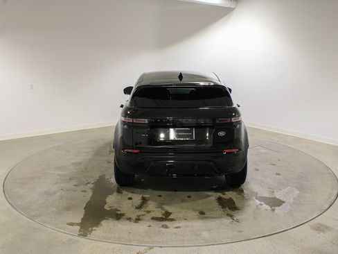 Used 2020 Land Rover Range Rover Evoque SE image 4