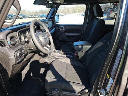 Used 2025 Jeep Wrangler Unlimited Rubicon 4xe w/ Safety Group image 21