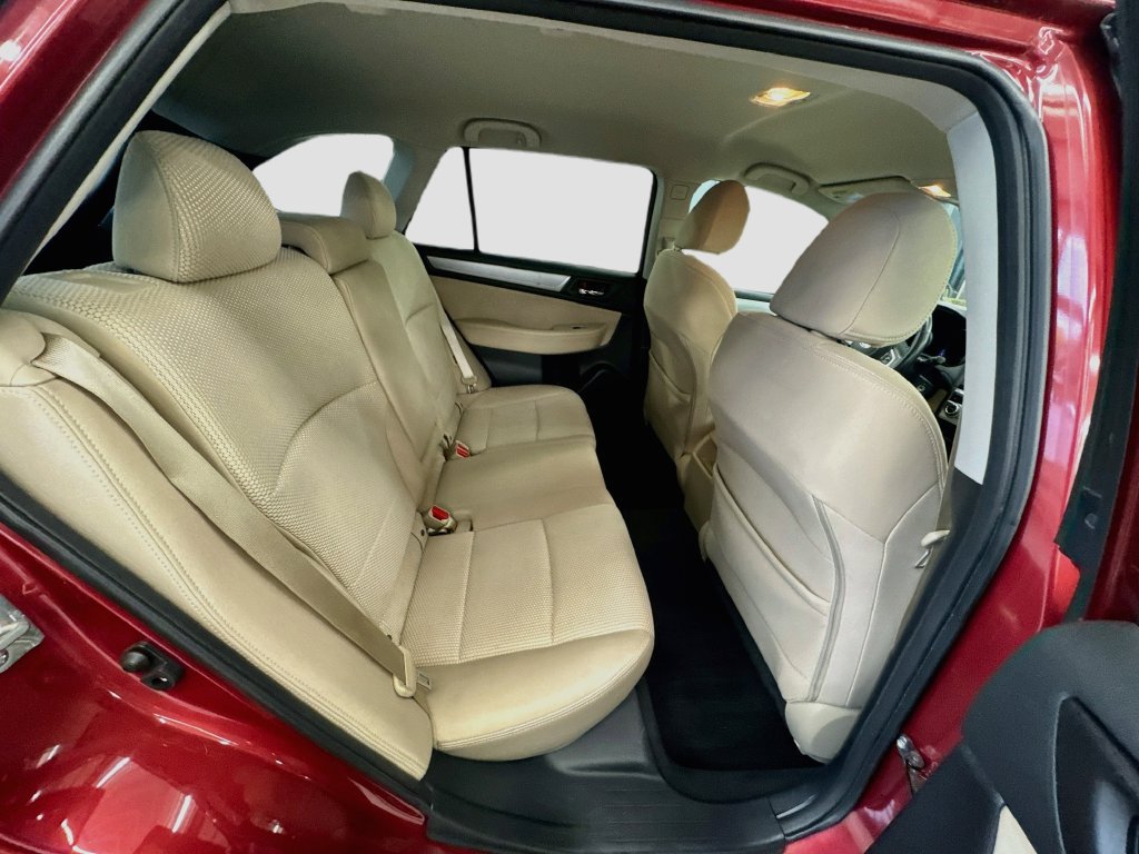 Used 2017 Subaru Outback 2.5i Premium AWD/4WD image 29