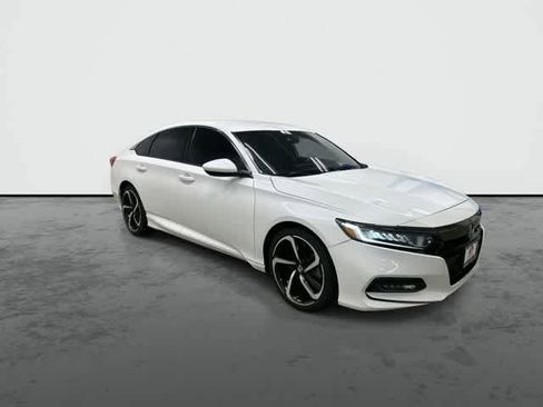Used 2019 Honda Accord Sport image 5