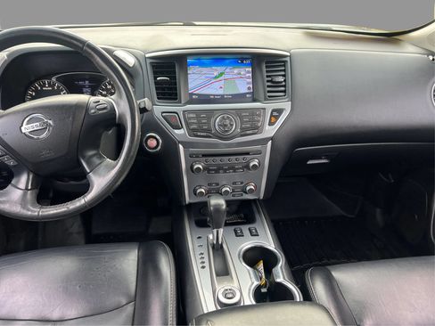 Used 2017 Nissan Pathfinder SL w/ SL Premium Package AWD/4WD image 16