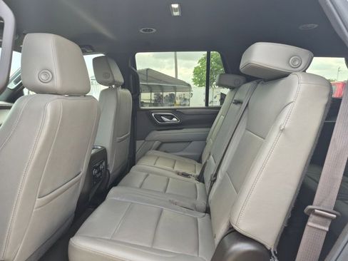 Used 2024 Chevrolet Tahoe LT RWD image 10