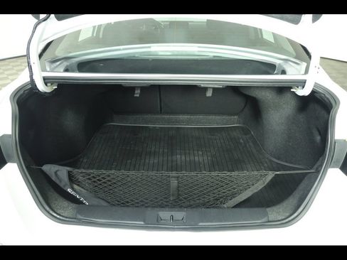 Used 2025 Nissan Sentra SR w/ Midnight Edition FWD image 10