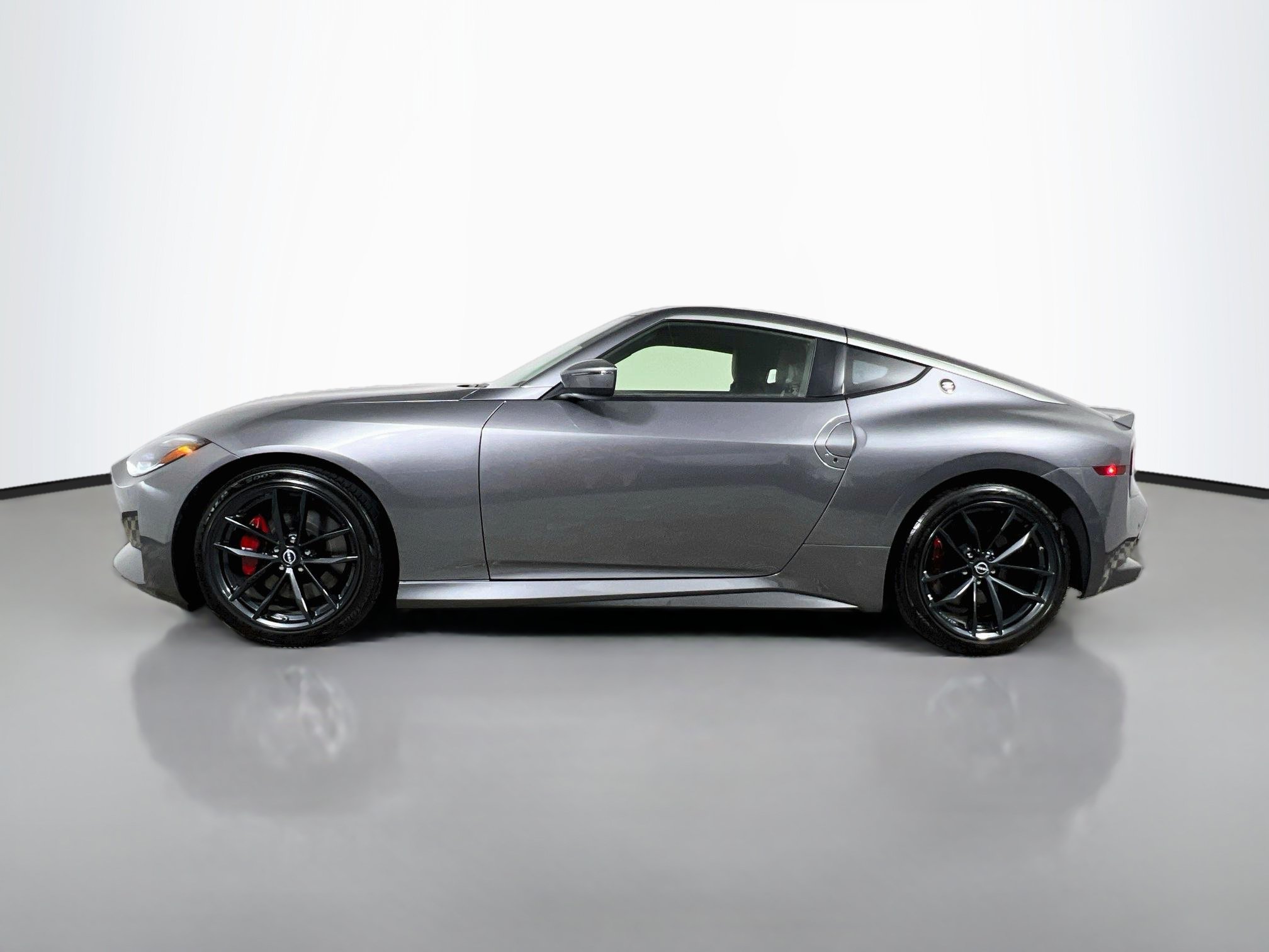 Used 2025 Nissan Z Performance w/ Floor Mat Package RWD image 9