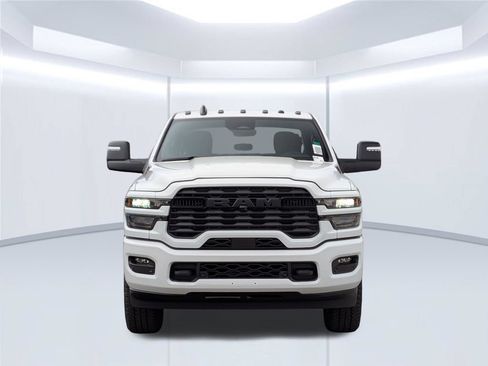 New 2026 RAM 2500 Big Horn AWD/4WD image 11