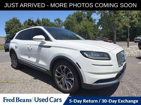 Used 2022 Lincoln Nautilus Reserve AWD/4WD image 1