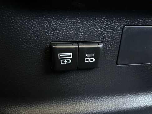 Used 2024 Toyota Tundra SR5 image 17