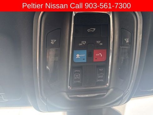 Used 2023 Jeep Grand Cherokee Altitude image 19